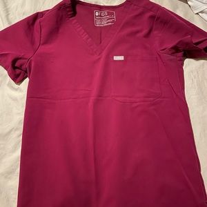 Figs Women's small Dark Magenta Catarina™ - One-Pocket Scrub Top